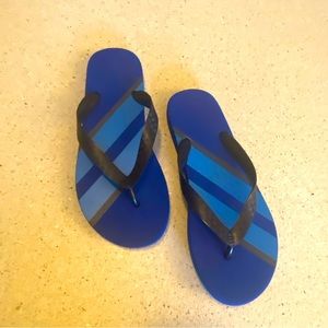 Lands End flip-flops, NWOT